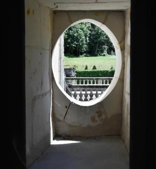 Sviitti 2 Makuuhuonetta, Chateau De Jalesnes