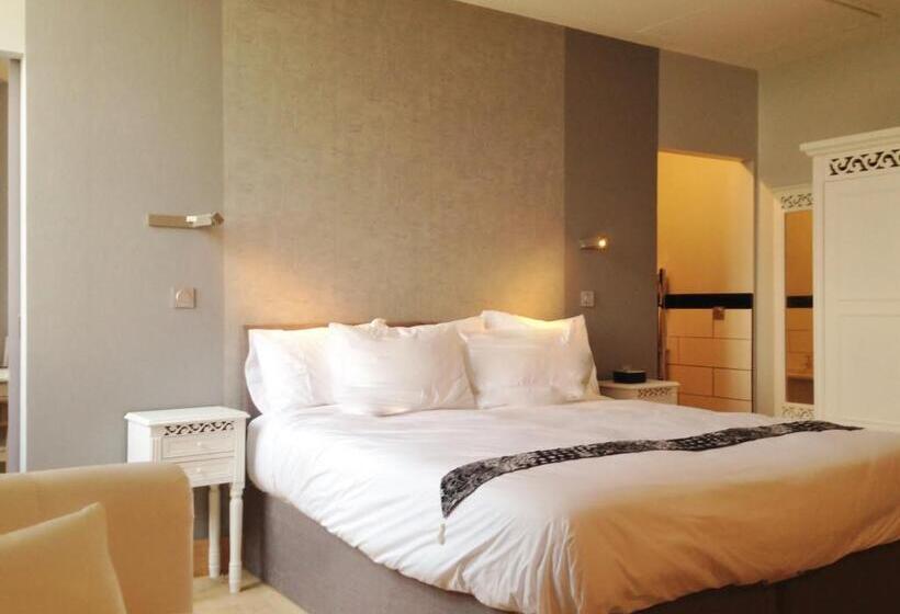 高级工作室, Chateau De Jalesnes