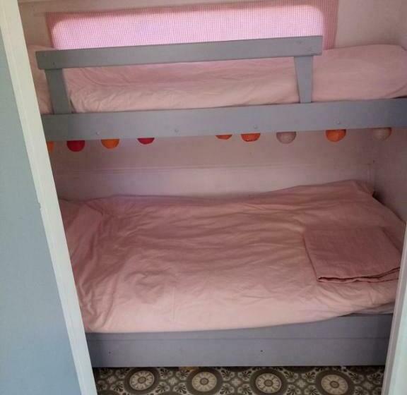 スタンダードバンガロー, La Grange De Campaulise   Camping à La Ferme   Hébergements   Mont Ventoux