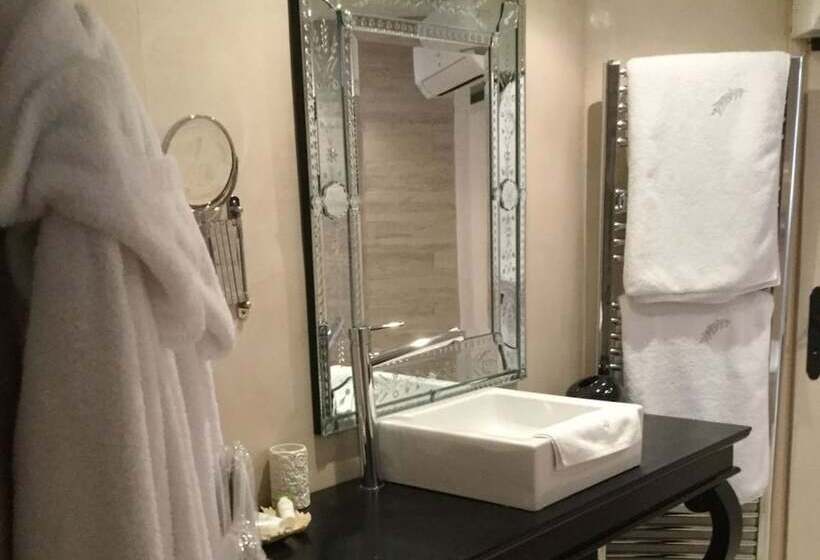 סוויטה משפחתית, Mas De Provence En Riviera