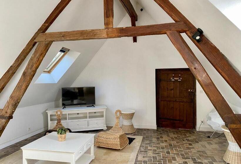 带1个卧室的高级公寓, Particulier De Champrond