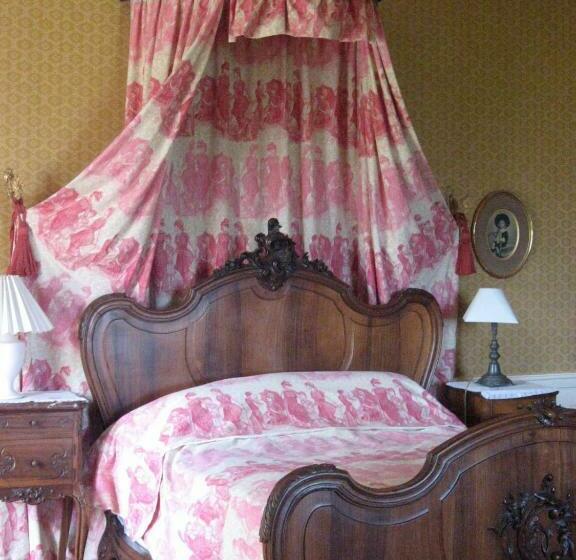 标准间带山景, Chateau De Martigny