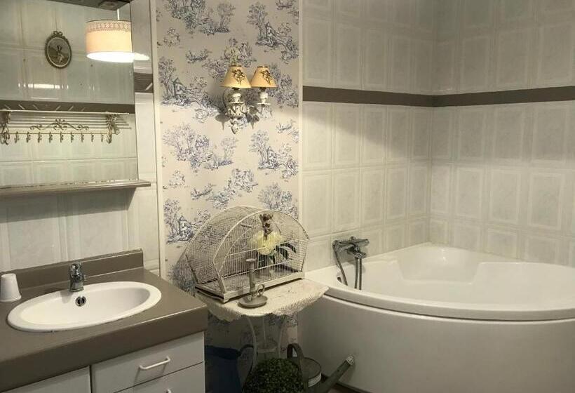 جناح عائلي, L Orangerie De Camperos