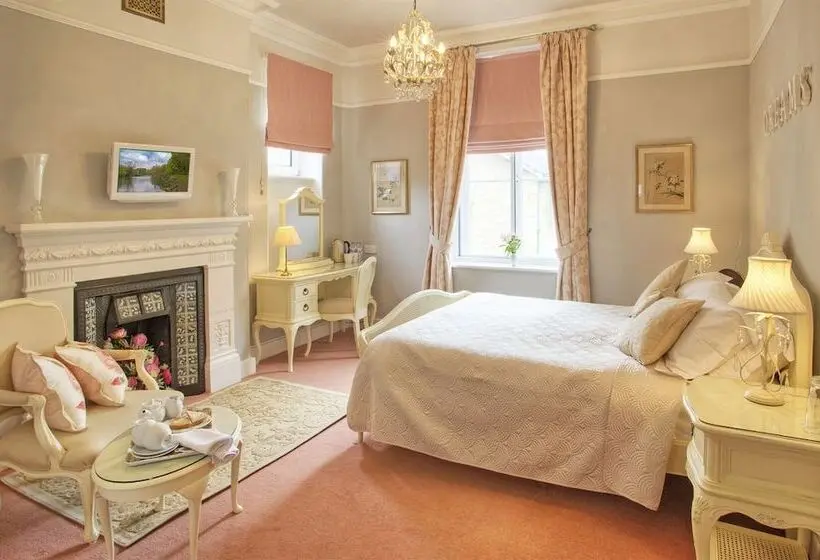 デラックスルーム, Fairfield House