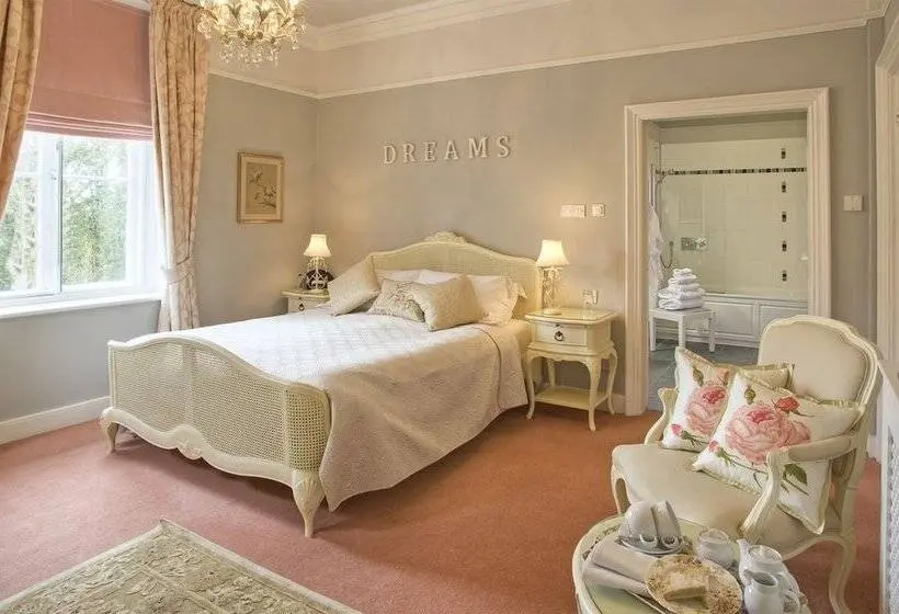 デラックスルーム, Fairfield House