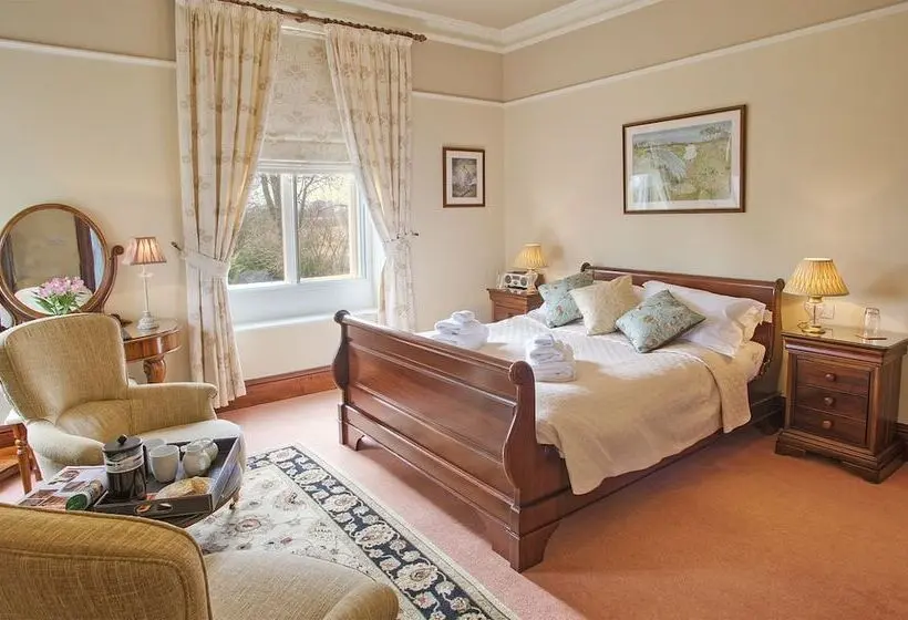 デラックスルーム, Fairfield House