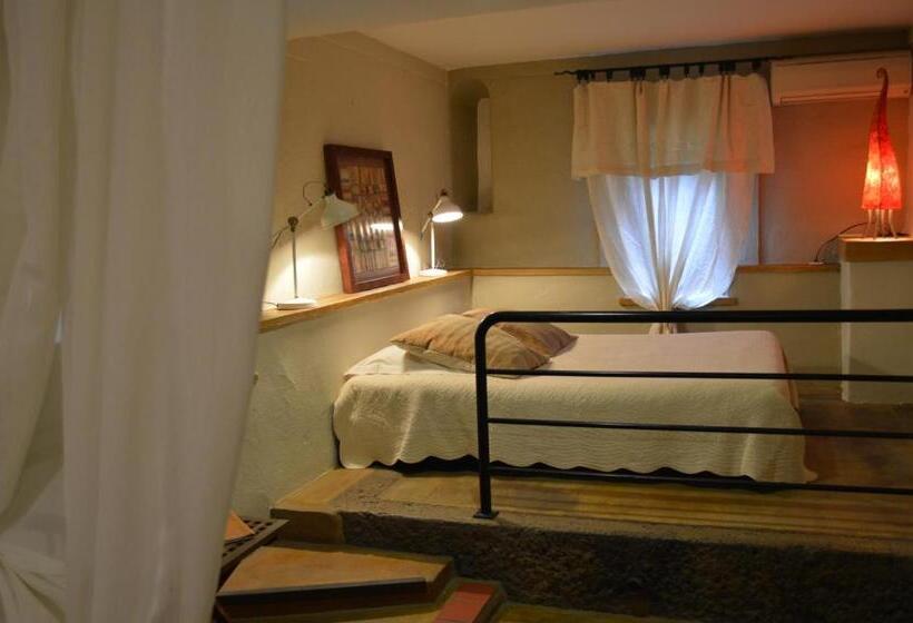 غرفة قياسية, La Chamberte