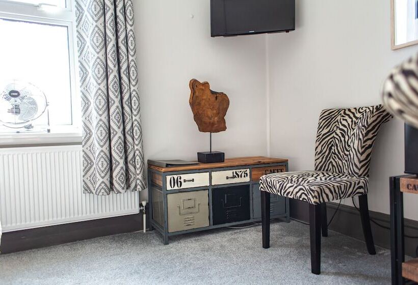 חדר סופריור עם מיטת קינג, Oaklands Guest House