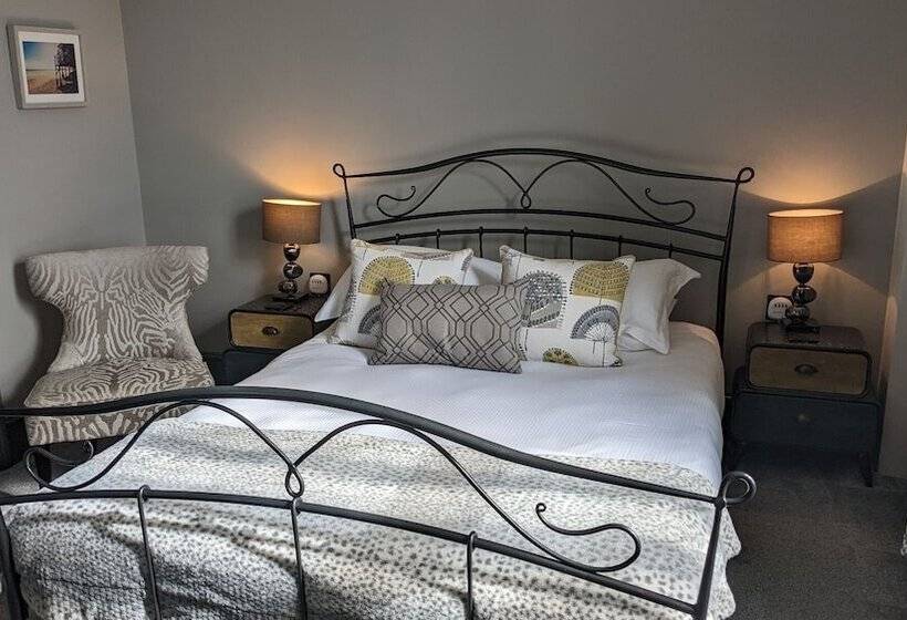 חדר סופריור עם מיטת קינג, Oaklands Guest House