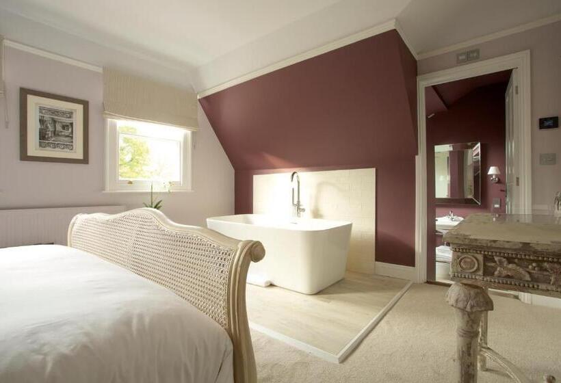 غرفة ديلوكس عائلية, The Northgate