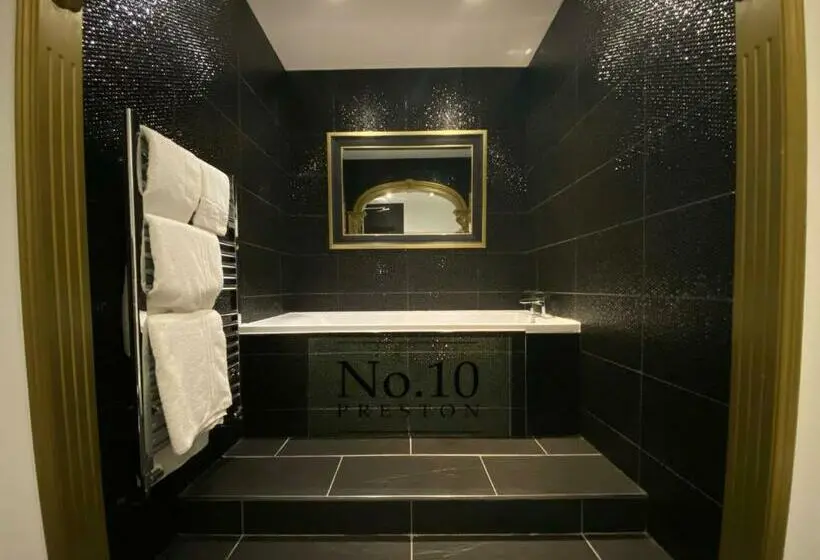 デラックススタジオ, No.10 Preston
