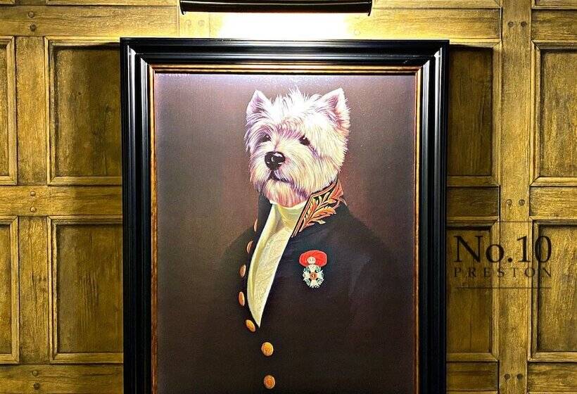 شقة غرفتين, No.10 Preston