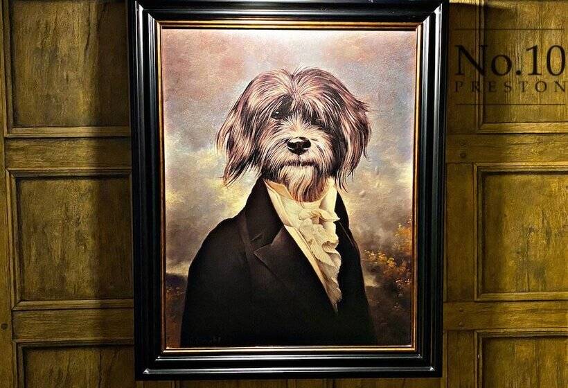 شقة غرفتين, No.10 Preston