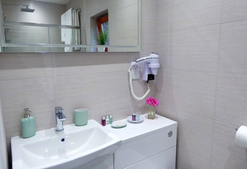 חדר סטנדרט, Handywater Cottages