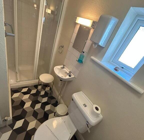 اتاق استاندارد یک نفره با چشم‌انداز دریا, The Lyndhurst Guest House