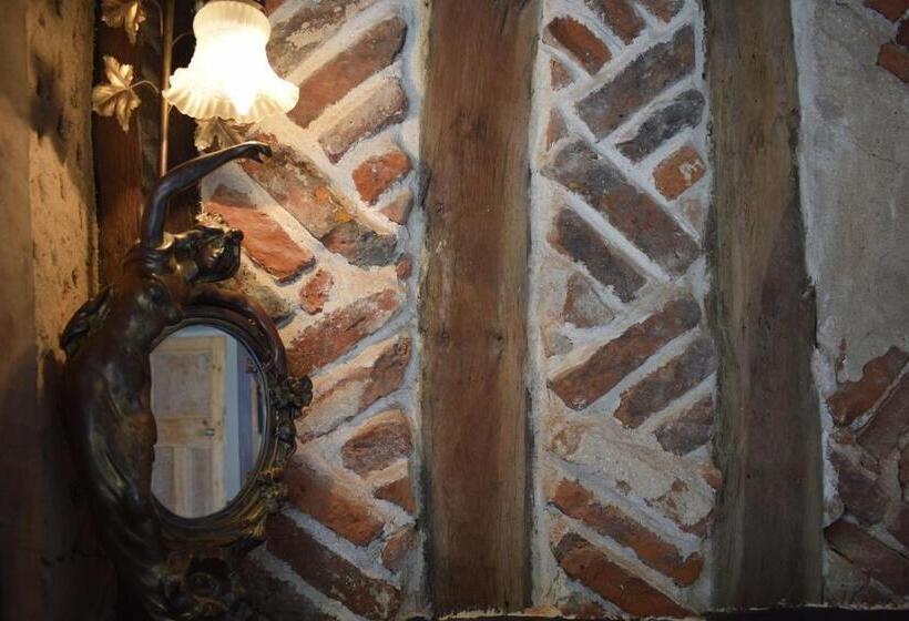 高级大房间, Alma Inn & Dining Rooms