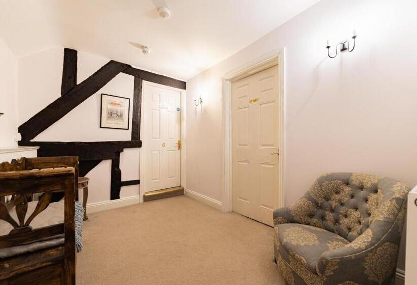 デラックスルーム, George And Dragon