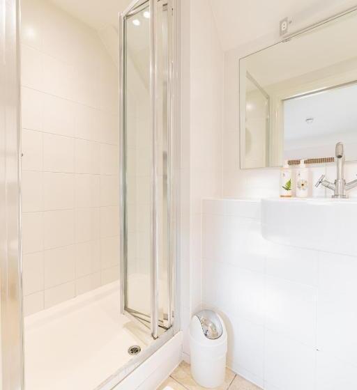 スタンダードルーム, George And Dragon