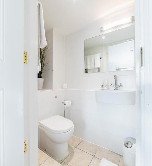 スタンダードルーム, George And Dragon