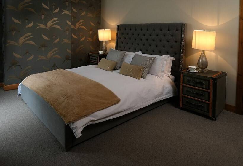 デラックスルーム, The Queens At Horton