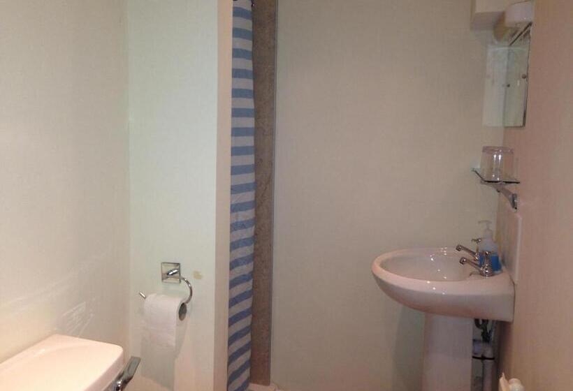 スタンダードルーム, Strathwhillan House