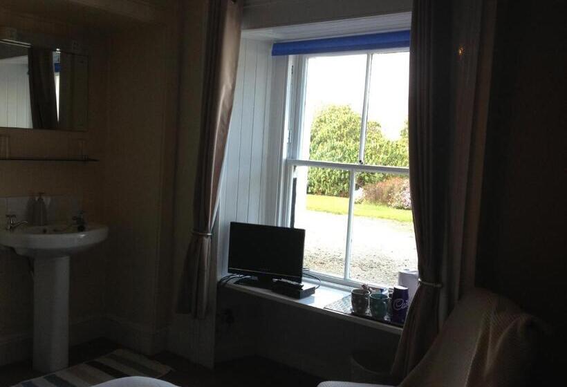 スタンダードルーム, Strathwhillan House