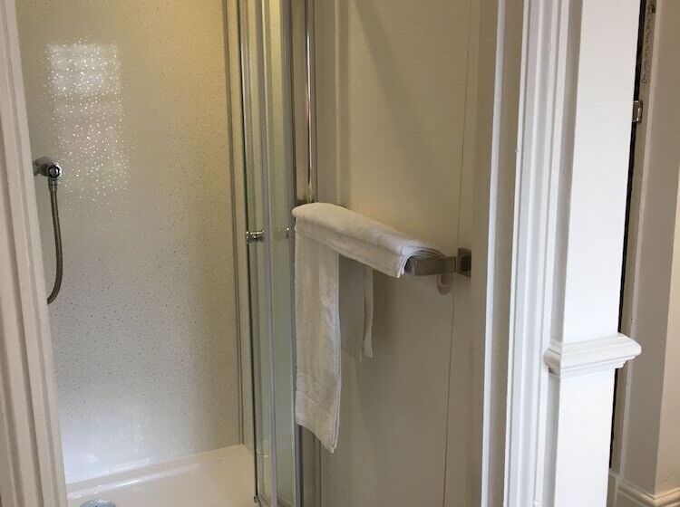 Номер Economy Индивидуальный, Kings