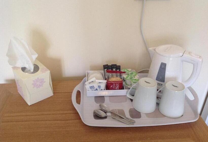 패밀리 룸, Claydens