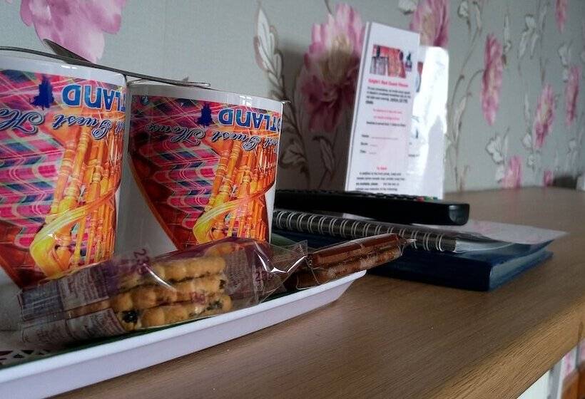 غرفة قياسية مطلّة علي الحديقة, Knights Rest Guest House