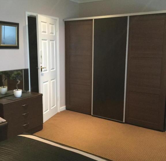 패밀리 룸, Lakeland Guest House