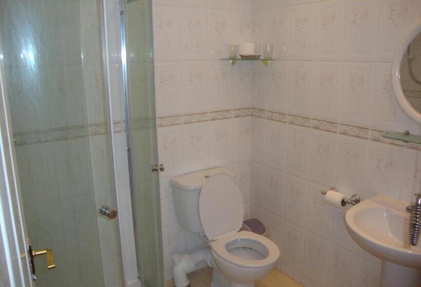 패밀리 룸, Lakeland Guest House