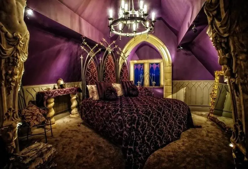 キングサイズベッドのスイートルーム, Manor Court