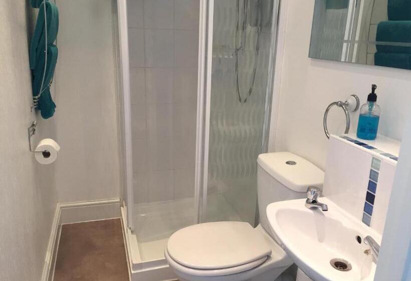 キングサイズベッドのスタンダードルーム, Shellseekers Guest House