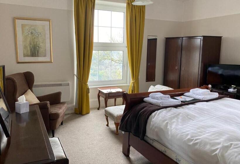 キングサイズベッドのスタンダードルーム, Sinai House