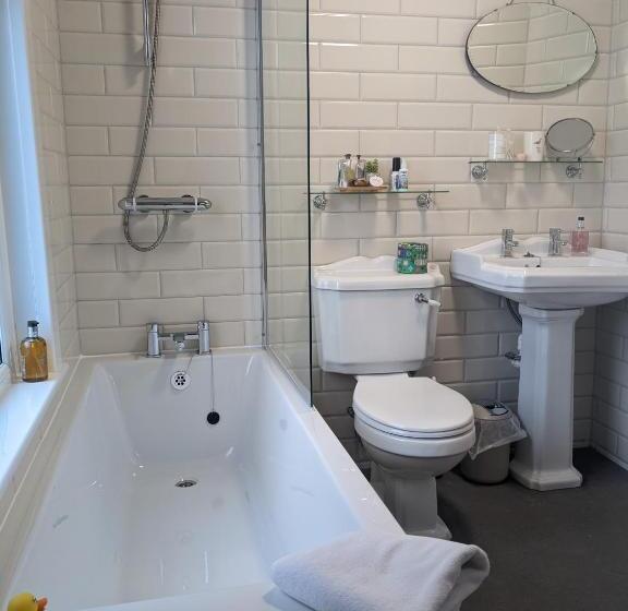 חדר סטנדרט יחיד, The Broadwater Guest House