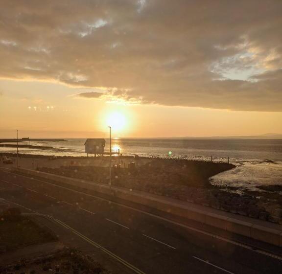 חדר סטנדרט נוף לים, The Broadwater Guest House