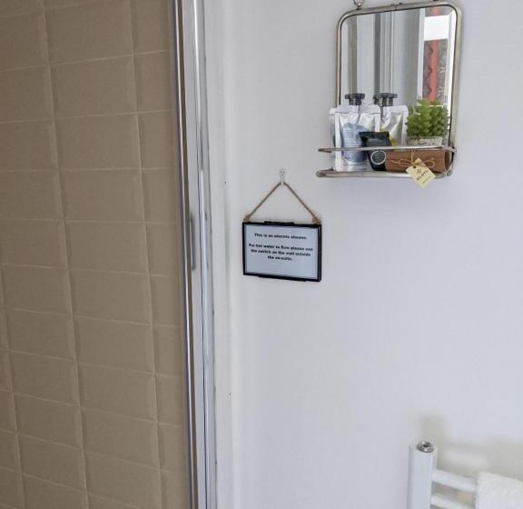 חדר יחיד קלאסי, The Broadwater Guest House