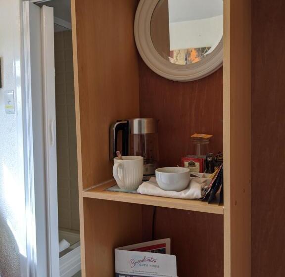 Индивидуальный Номер Классика, The Broadwater Guest House