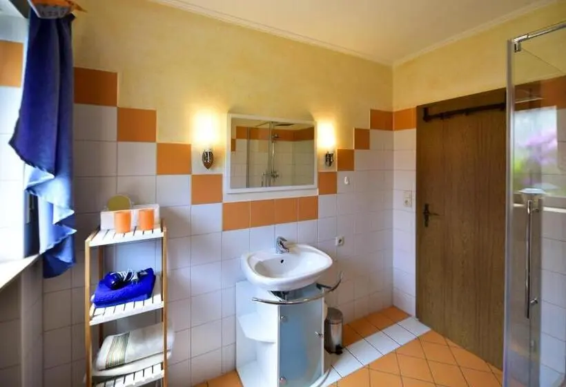 １ベッドルームアパートメント, Ferienwohnung Sendelbeck