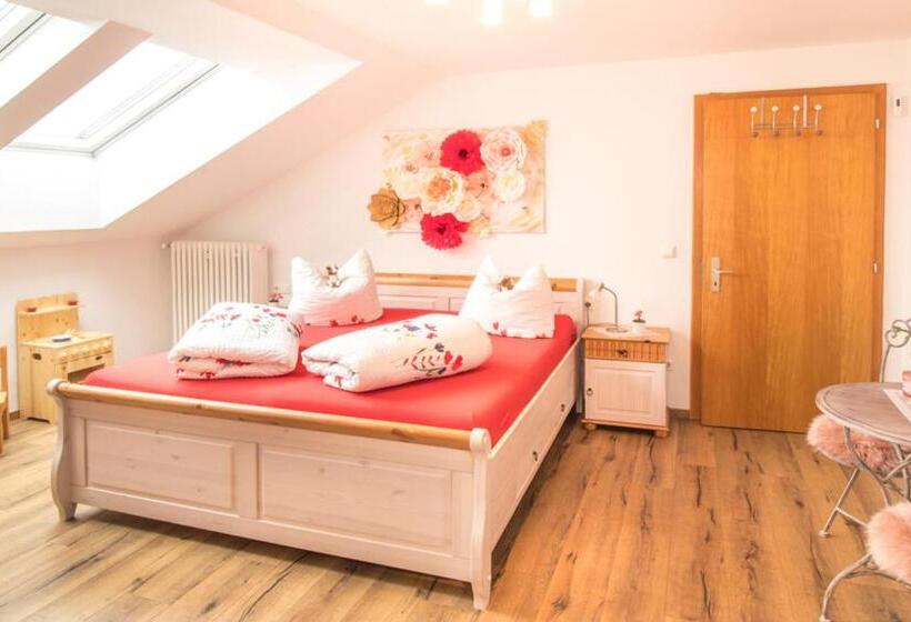 شقة غرفة نوم واحدة مزودة بشُرفة, Auf M Reifnhof