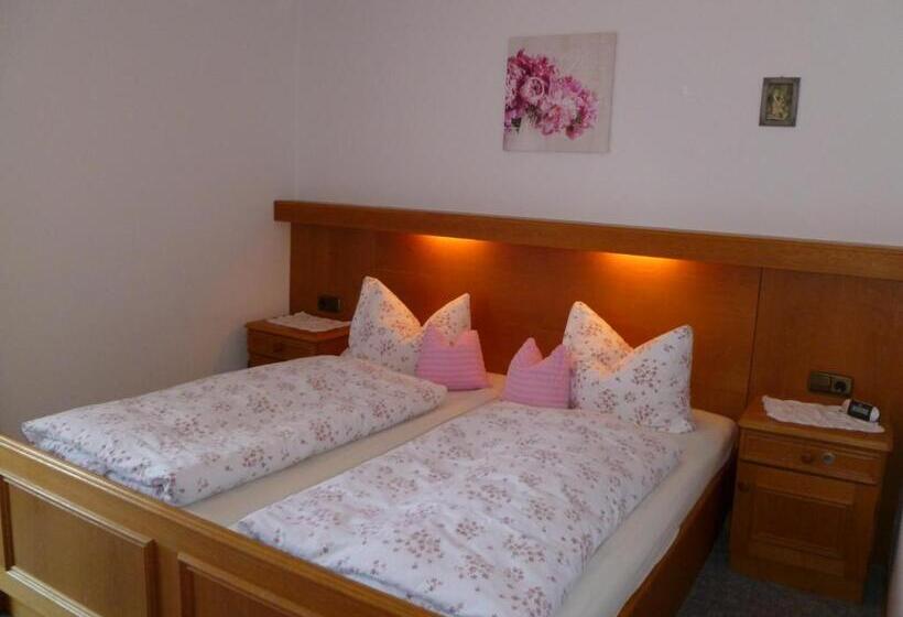 Номер Стандарт с Балконом, Haus Lissi