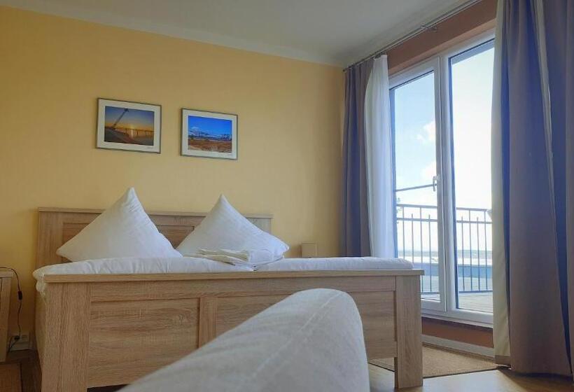 غرفة قياسية مطلّة علي البحيرة, Haus Vier