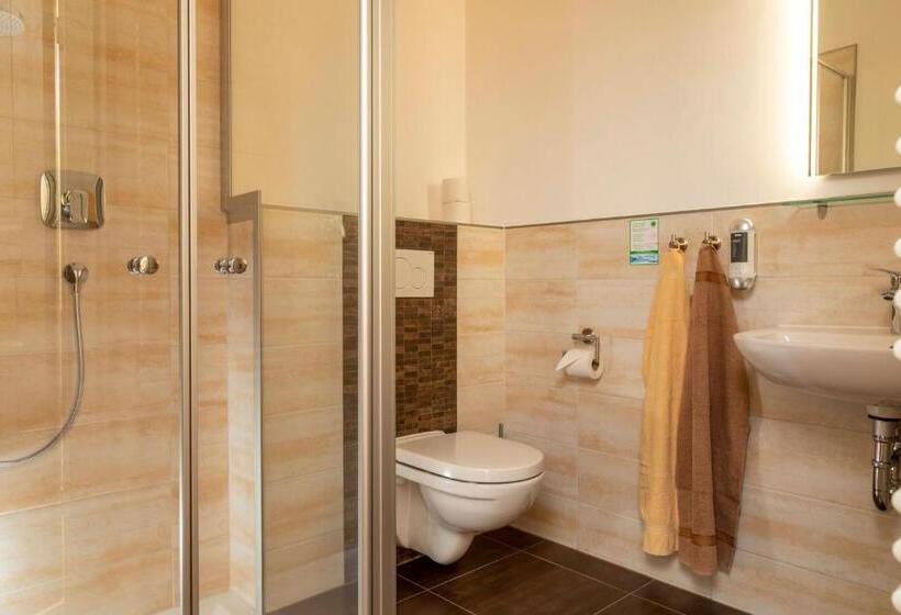 标准三人间, Pension Kräutermühlenhof Burg