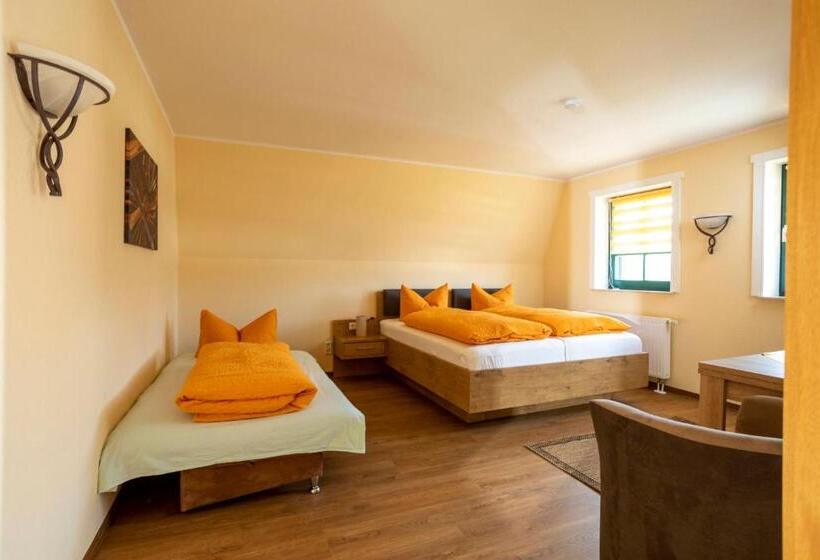 Номер Стандарт Трехместный, Pension Kräutermühlenhof Burg