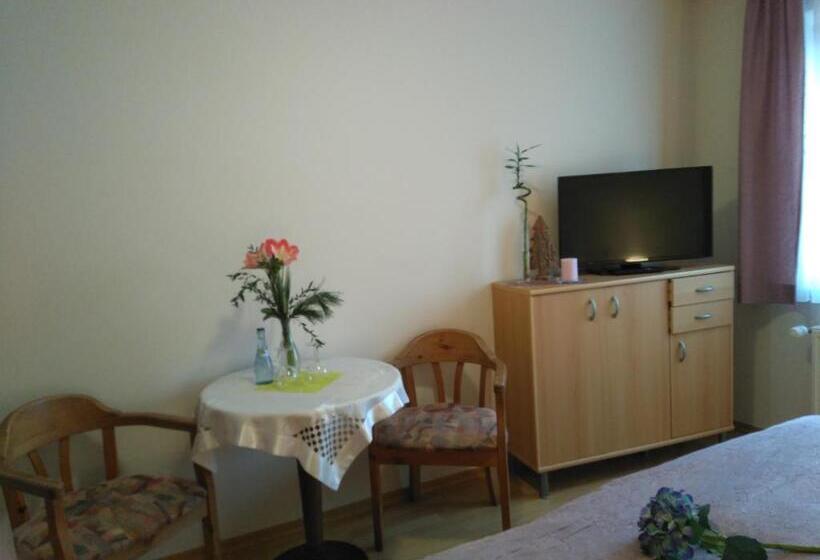 Номер Стандарт, Pension Und Restaurant Reck