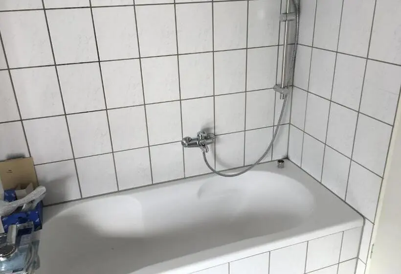Standard-huone Jaettu Kylpyhuone, Gästehaus Windheim