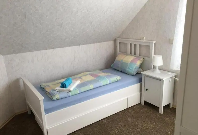 Huoneisto 1 Makuuhuone, Gästehaus Windheim