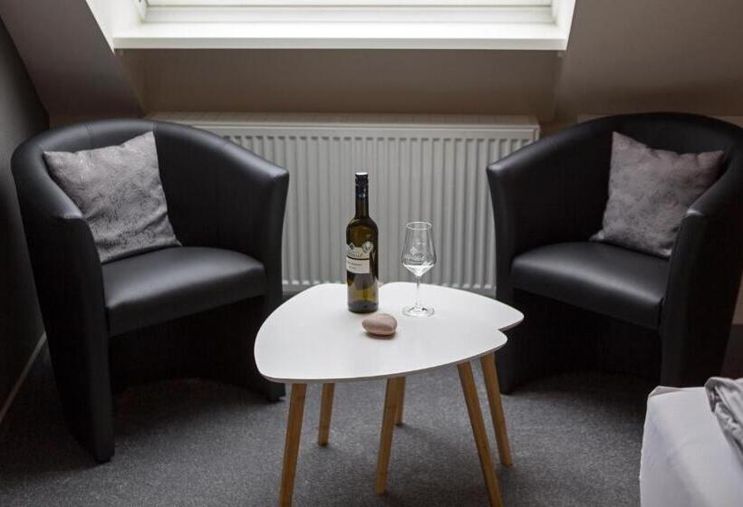 Номер Стандарт, Weingut Stiftshof