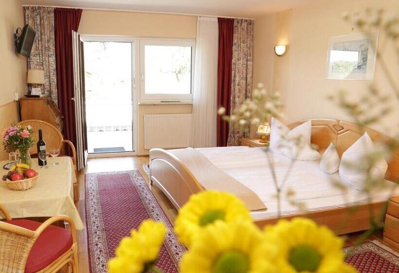 스탠다드 룸, Pension Gut Horn