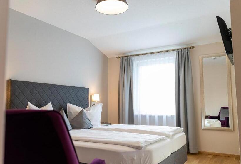 스탠다드 룸 산 전망, Pension Gut Horn